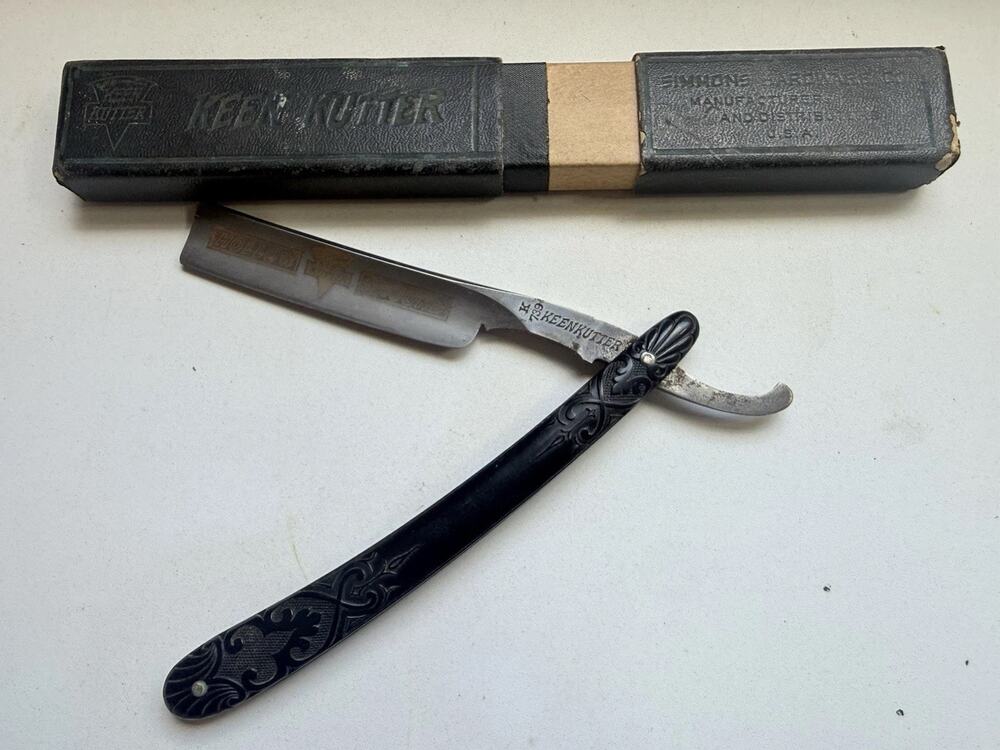Antique Keen Kutter No 73 Simmons Hardware Straight Razor with Case